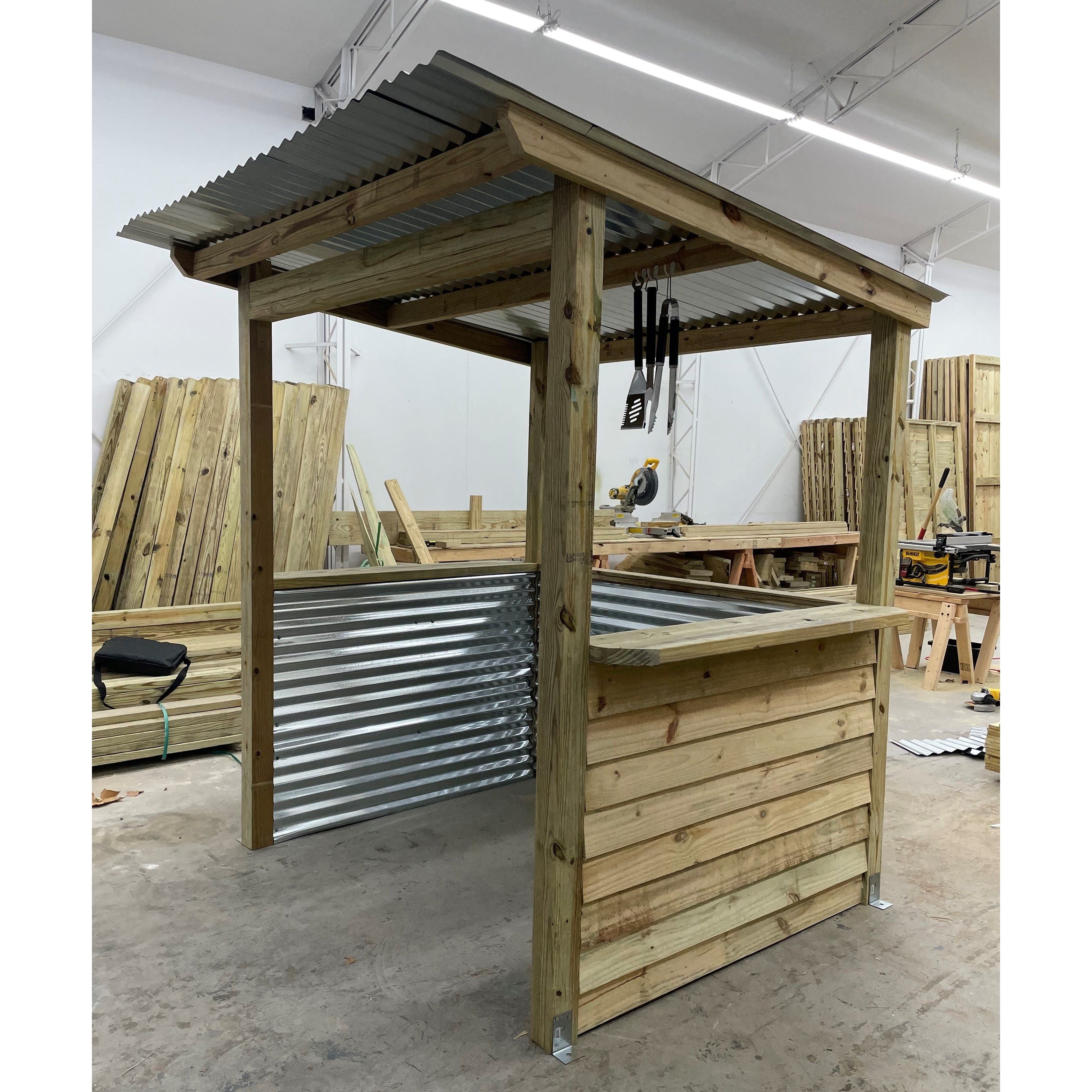 Tavern-To-Grill 6' x 5'