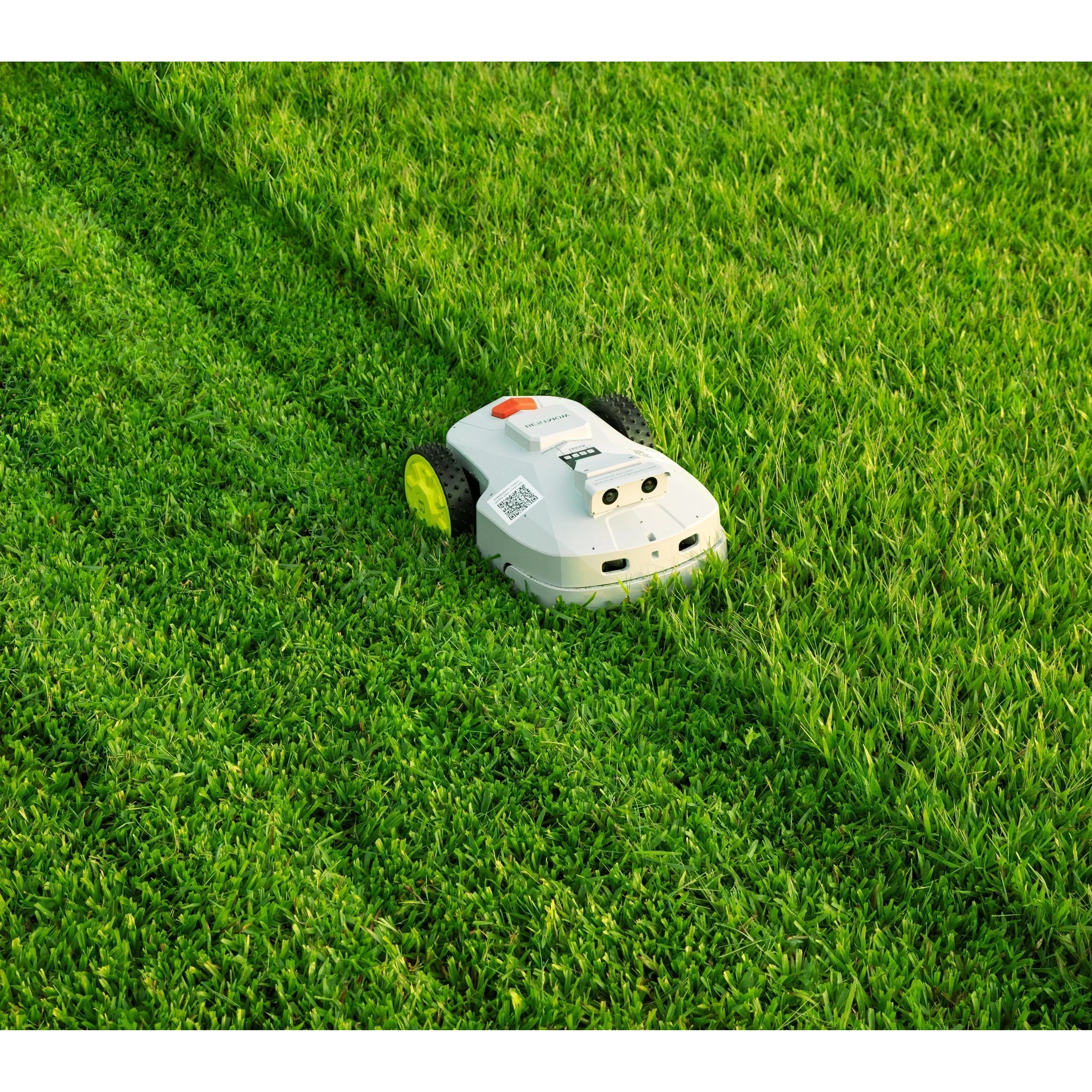 BESTMOW Titan-100 Robotic Lawn Mower