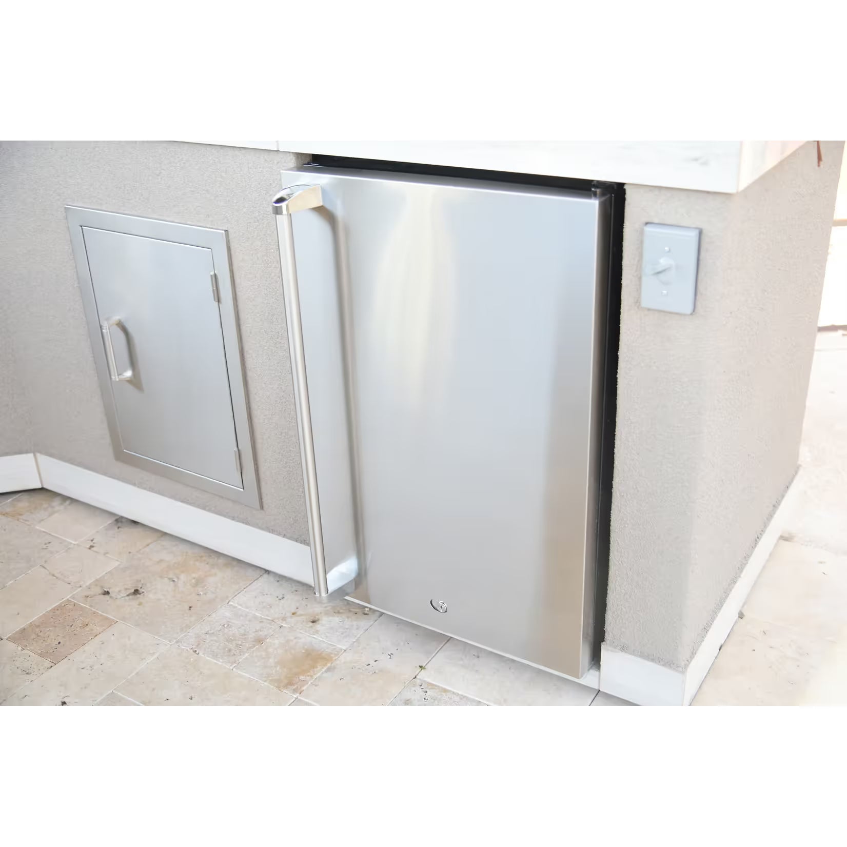 KoKoMo Grills Fridge Door Sleeve – Pro-Series Upgrade
