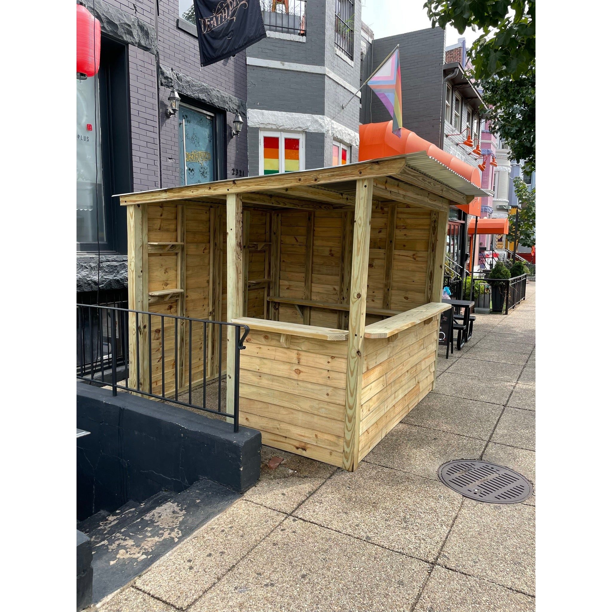 Taverns-To-Go The Eyre Square Yard Bar