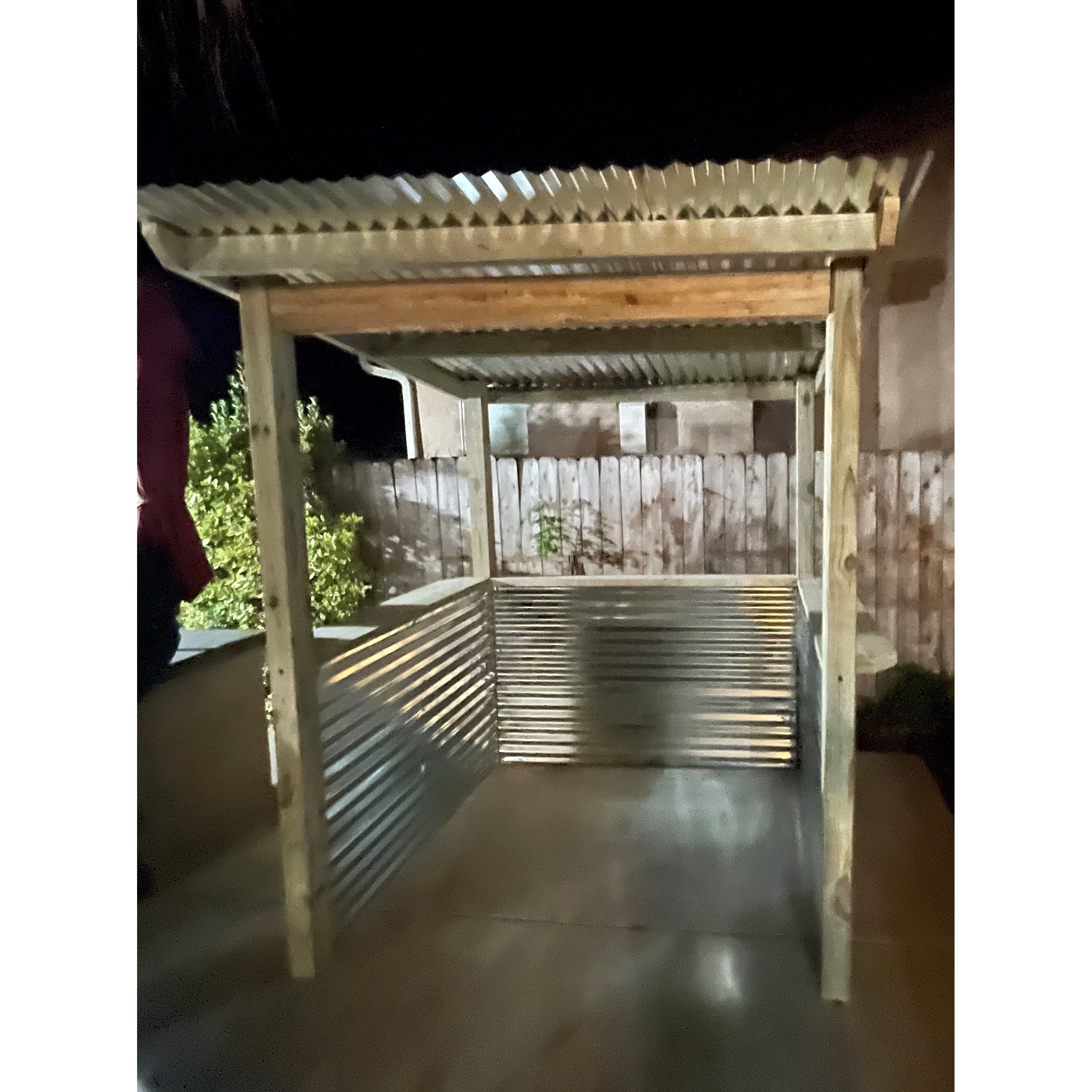 Tavern-To-Grill 6' x 5'