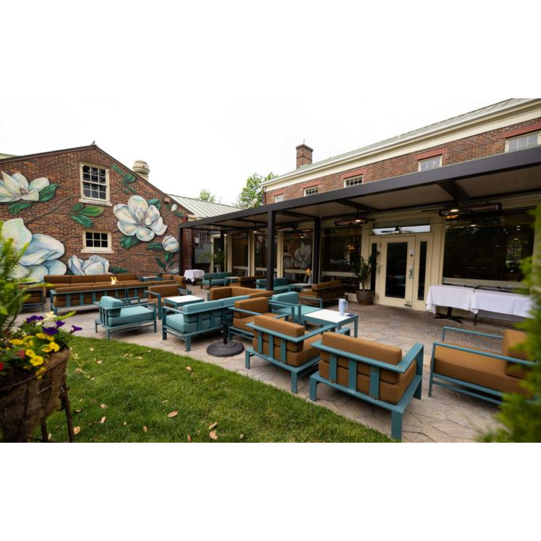 StruXure Pivot 6 Pergola X - Installation Included For Massachusetts & Rhode Island