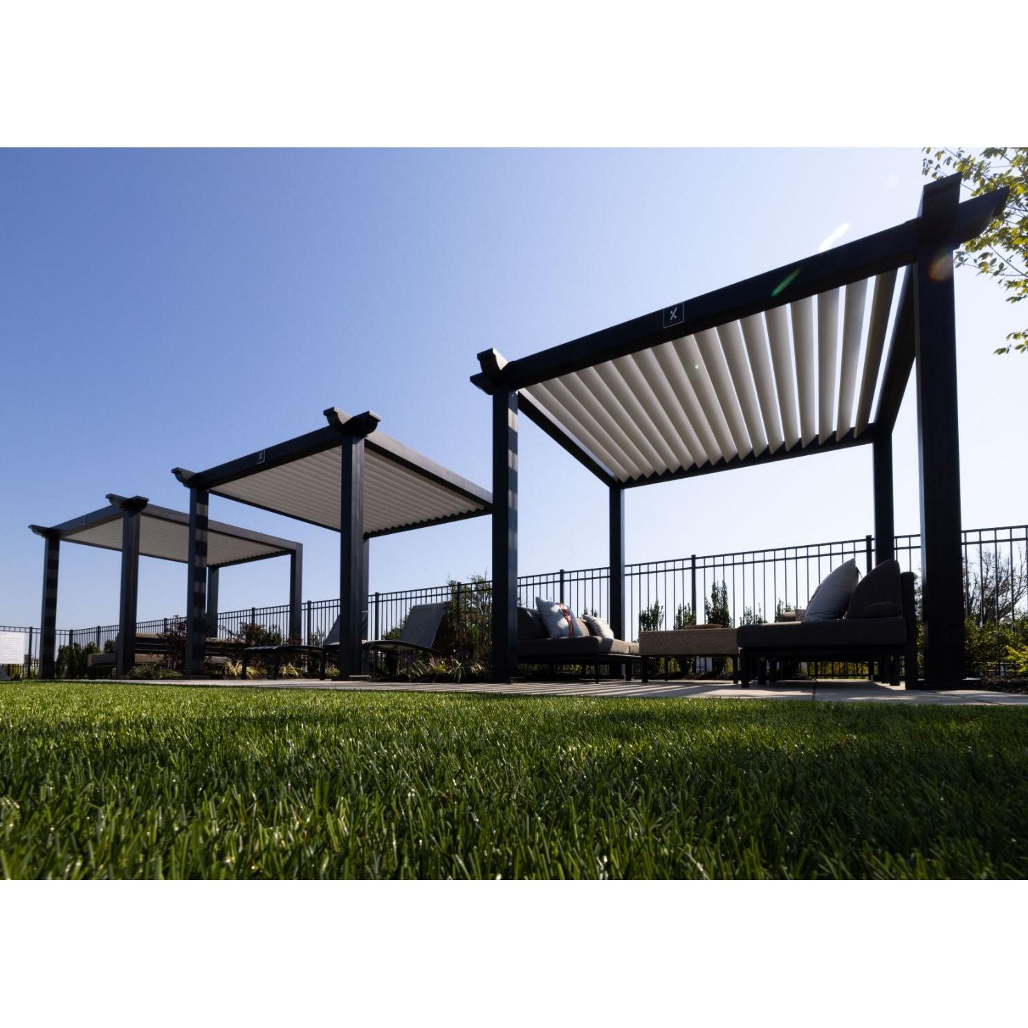 StruXure Cabana X Corbels