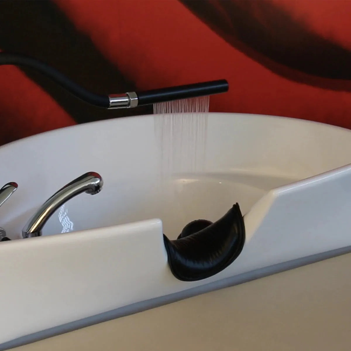 Gamma & Bross Shower Drops - Rainfall Effect Shampoo Station Accessory