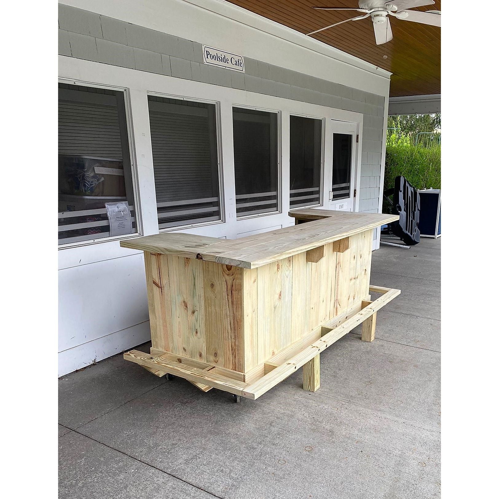 Taverns-To-Go The Half Pint Yard Bar