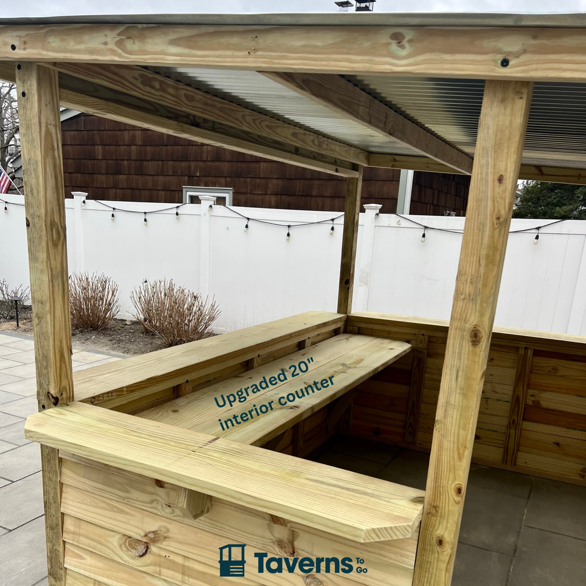 Taverns-To-Go 10 x 7 The 7-Up (X-Large) Yard Bar