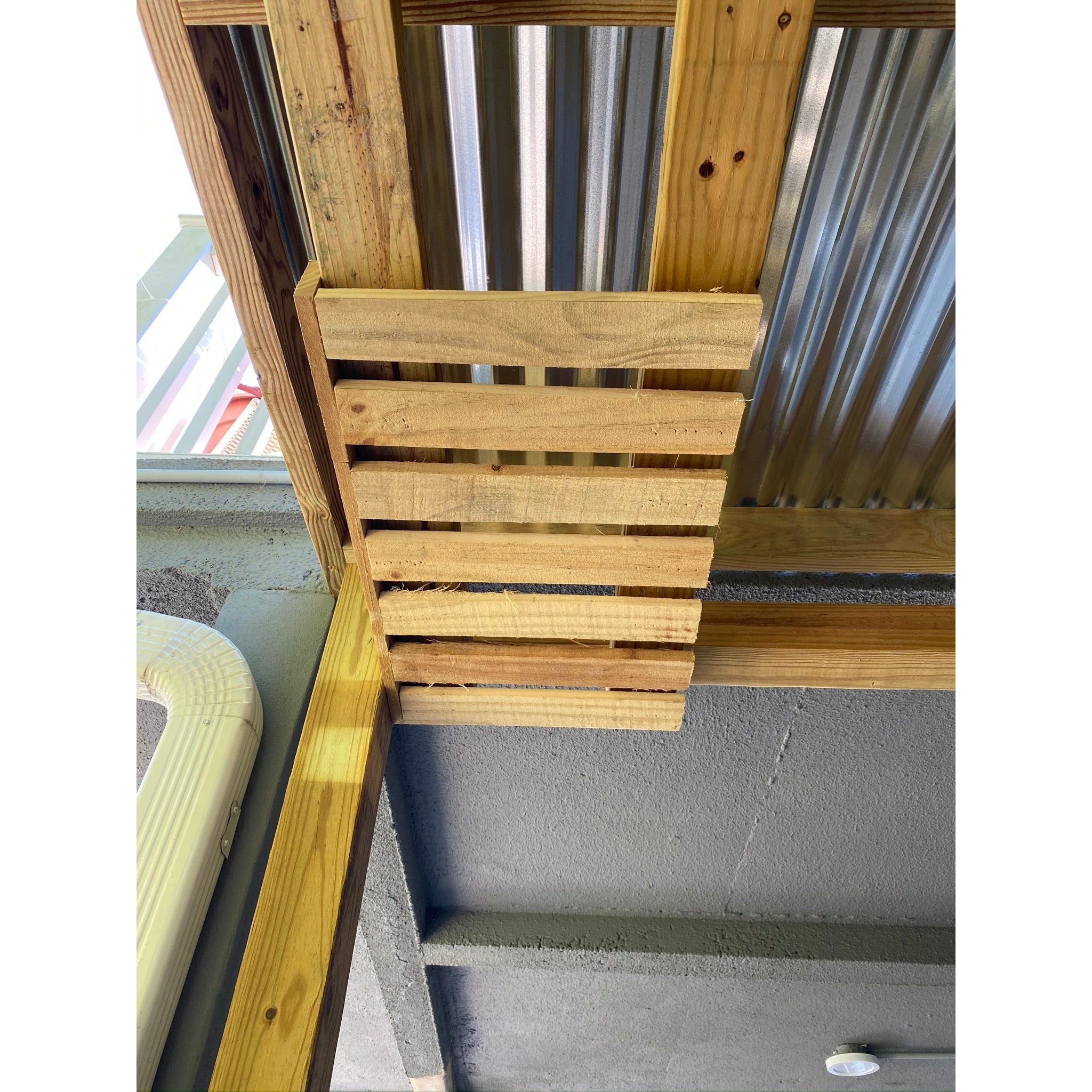 Taverns-To-Go Wine Glass Rack